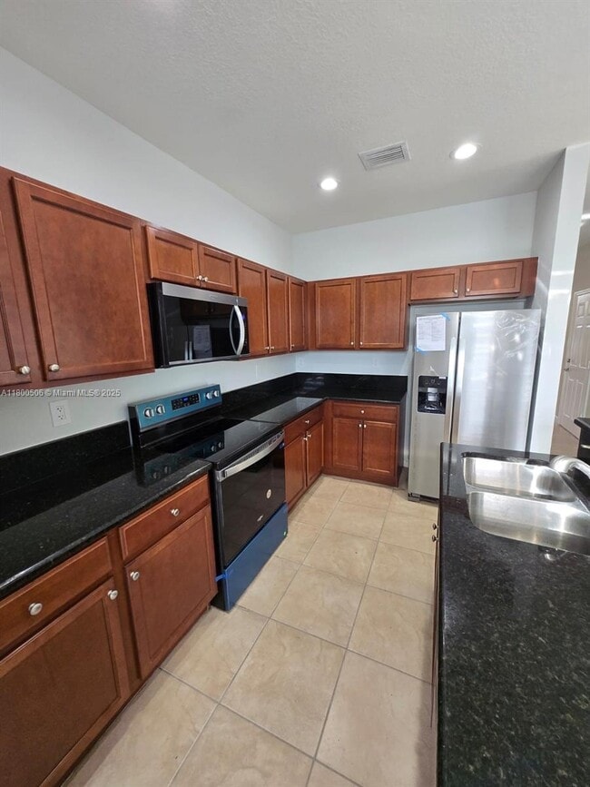 Building Photo - 4245 SW 164th Path