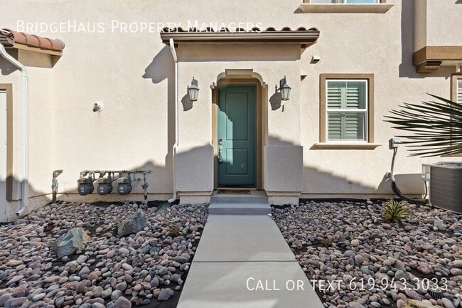 Building Photo - 1709 Signature Pl