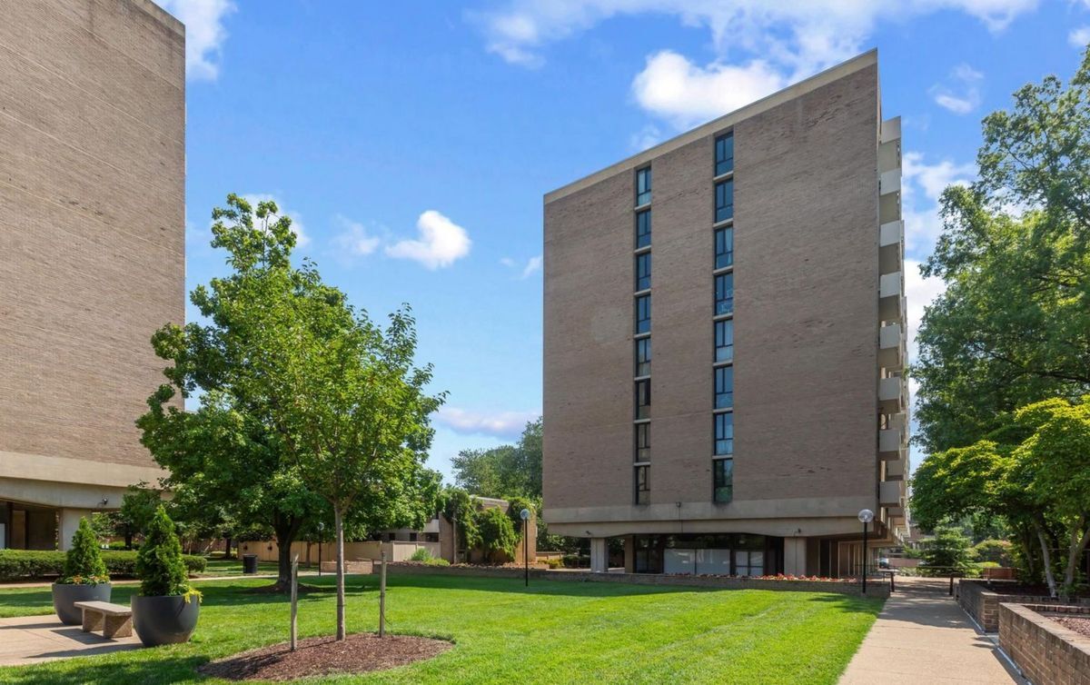 Building Photo - 240 M St SW