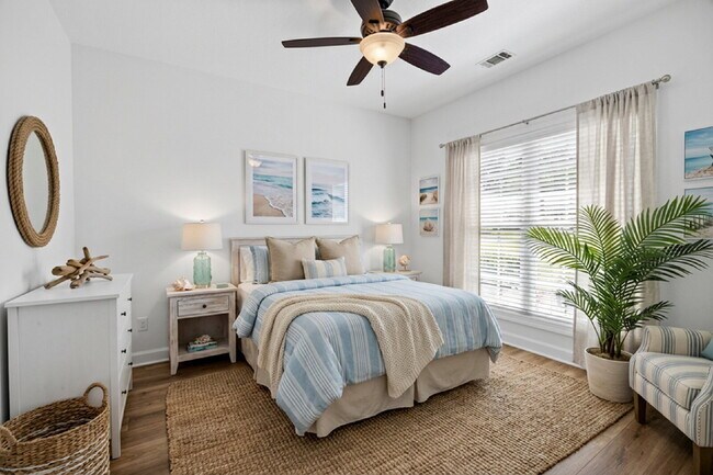 Building Photo - Large townhome in the Desirable Southbridge Community