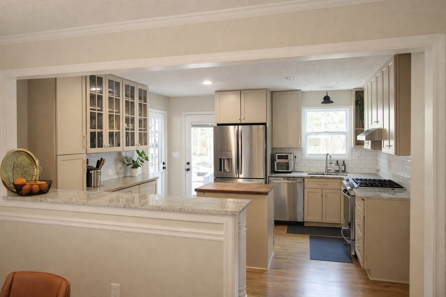 Building Photo - 3293 Devaughn Dr