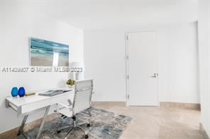 Building Photo - 4 br, 4.5 bath Condo - 18555 Collins Ave A...