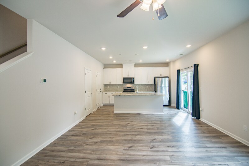 Building Photo - 1148 Harland St