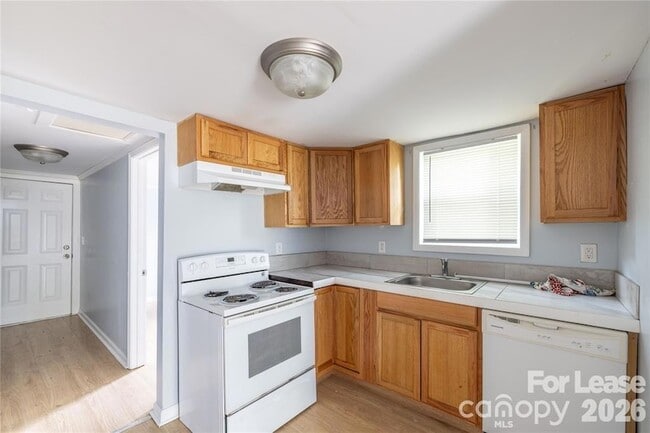 Building Photo - 1022 Wood St