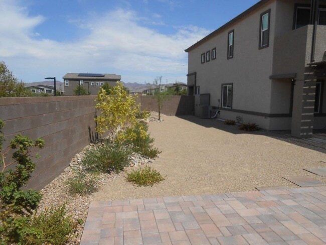 Building Photo - Beautiful Spacious Home in Henderson