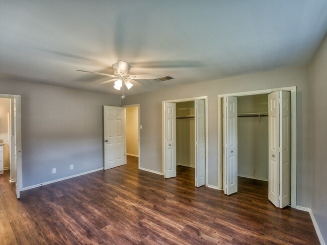 Building Photo - 207 McGee Trail