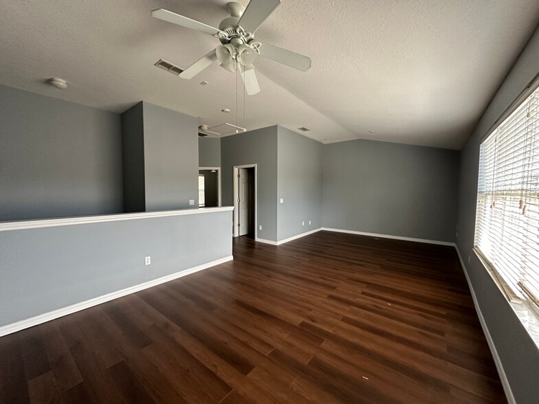 Building Photo - 6308 Lake Smith Cir
