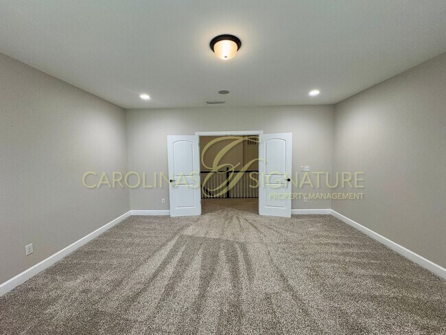 Building Photo - Spacious 5BR/5BA Home in Indian Lands Wake...