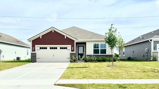 Building Photo - 6511 Magnolia Dr