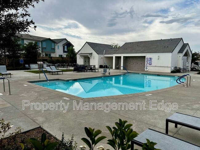 Building Photo - 30289 Adrift Ln