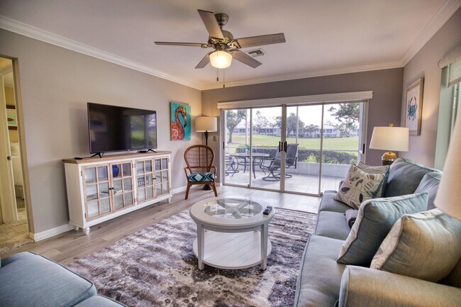 Building Photo - Seasonal Short-Term Villa at Augusta Villas in Plantation!