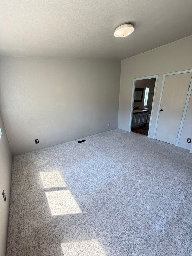 Building Photo - **MOVE IN SPECIAL** 2.5 Acres with Barn across from Lacomb School!