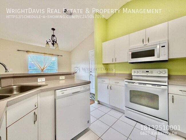 Building Photo - 6807 Kingston Dr