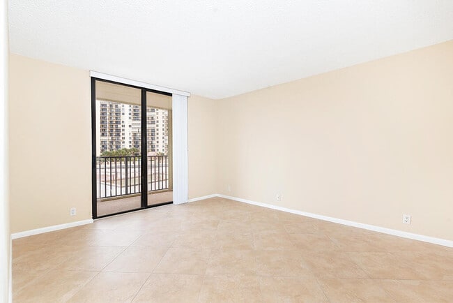 Building Photo - 400 Ocean Trail Way