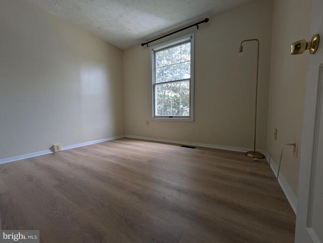 Building Photo - 7993 Tyson Oaks Cir