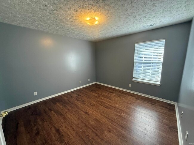 Building Photo - 5839 River Walk Cir