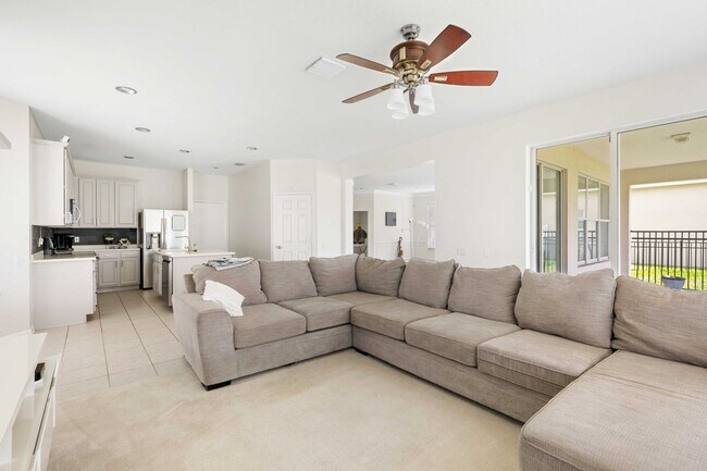 Building Photo - 4/3.5 in Wesley Chapel!