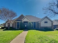 Building Photo - 1026 Belmont Dr