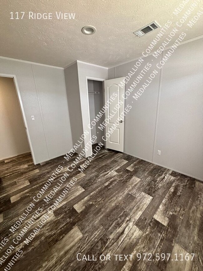 Building Photo - 117 Ridgeview