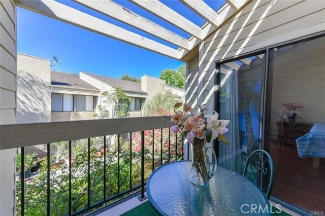 Building Photo - 5451 Twin Lakes Dr
