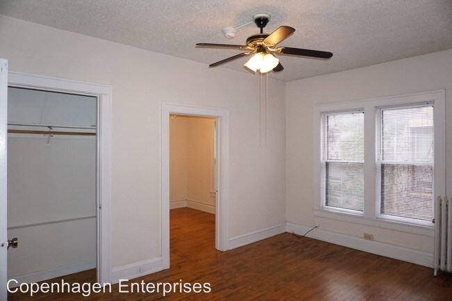 Building Photo - 22 Oak Grove St