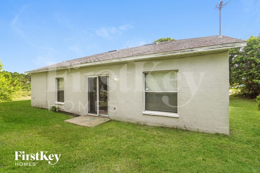 Building Photo - 150 Empress Ave