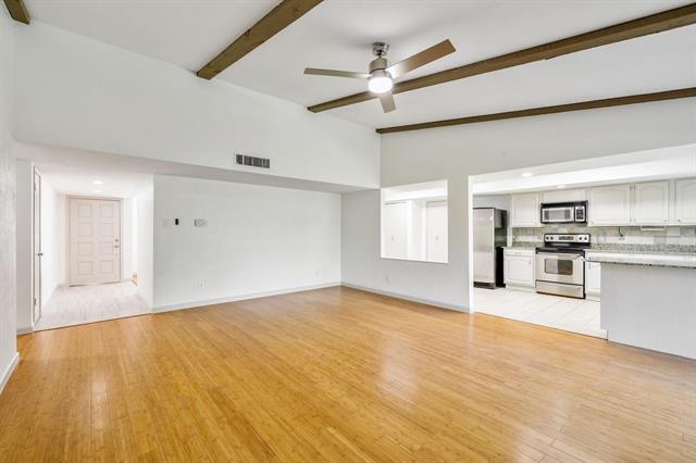 Building Photo - 3017 Rockett Dr