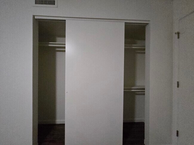 Building Photo - M&J Properties 161