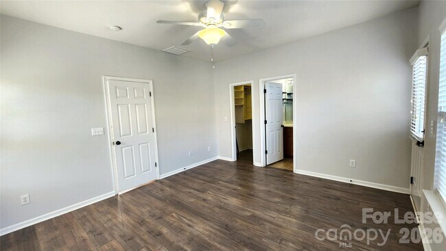 Building Photo - 17744 Trolley Crossing Way