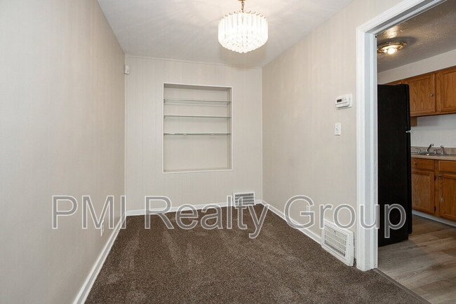 Building Photo - 25141 Treadwell Ave