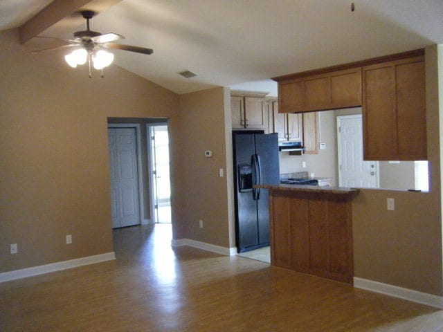 Building Photo - Charming 3BR/2BA Home with Open Floor Plan, Vaulted Ceilings & 2-Car Garage