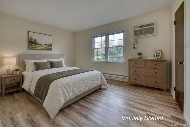 Building Photo - 1000 9th St