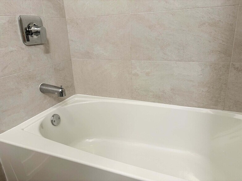 Building Photo - 28379 Torch Pkwy