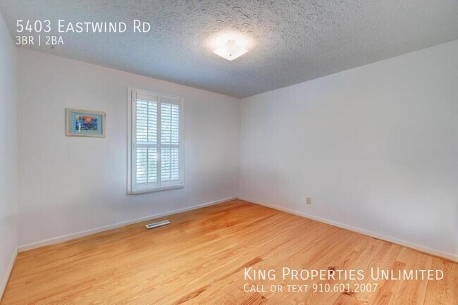 Building Photo - 5403 Eastwind Rd
