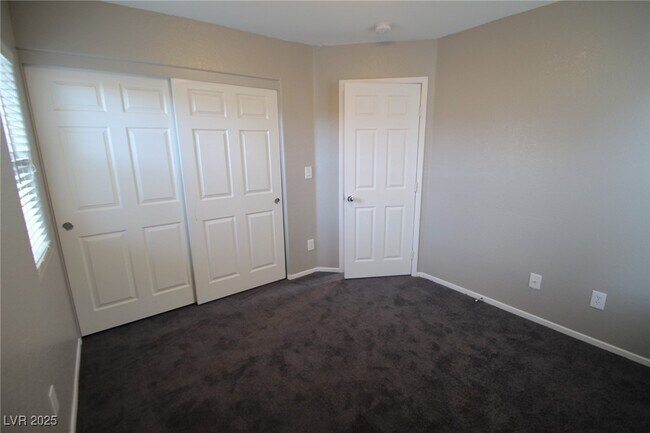 Building Photo - 11157 Salinas Pueblo St