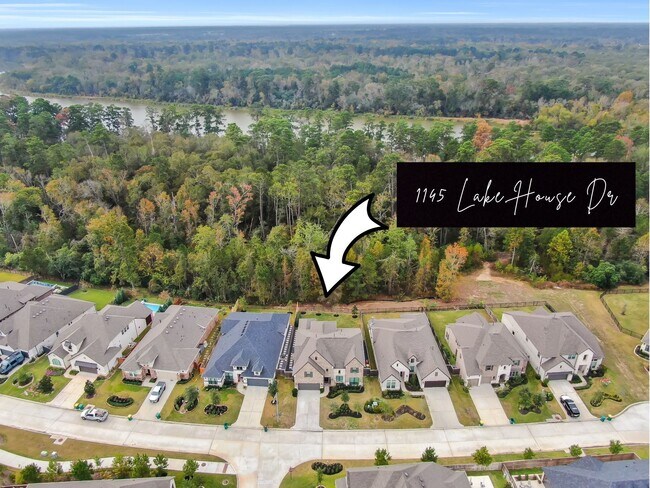 Building Photo - 1145 Lake House Dr