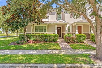 Building Photo - Spacious 3-Bed, 2.5 Bath End Unit Townhome in Windermere with 2 Car Garage!