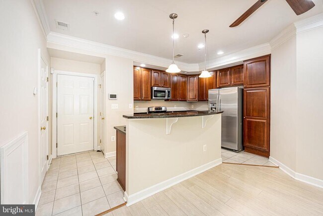Building Photo - 3687 Spring Hollow Ln