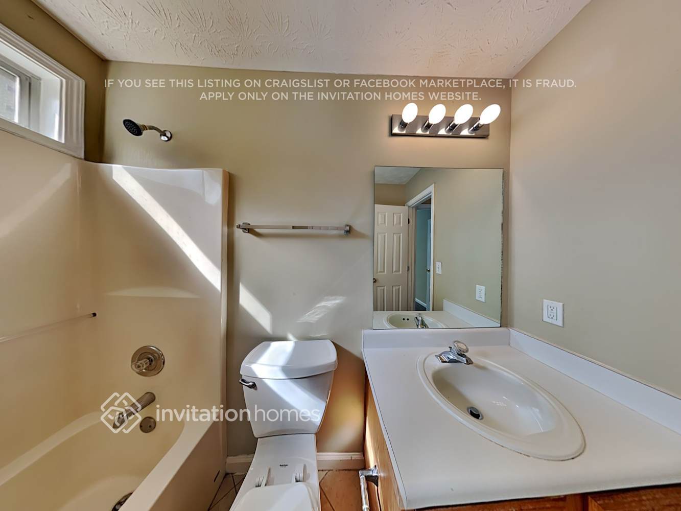 Building Photo - 3208 Evonshire Ln