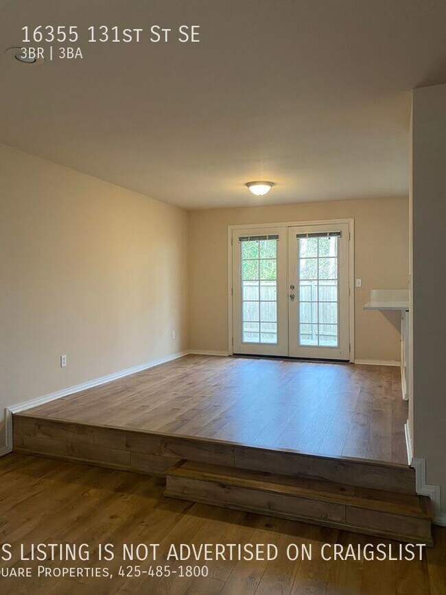 Building Photo - Unique 3 Bedroom Home with Daylight Baseme...