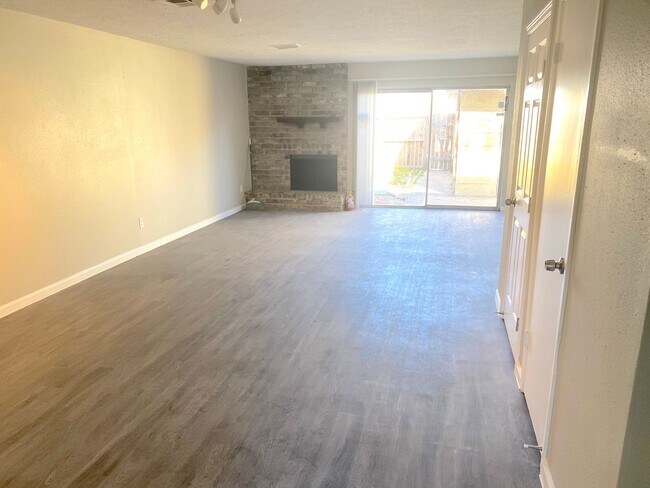 Building Photo - Ready to Move?