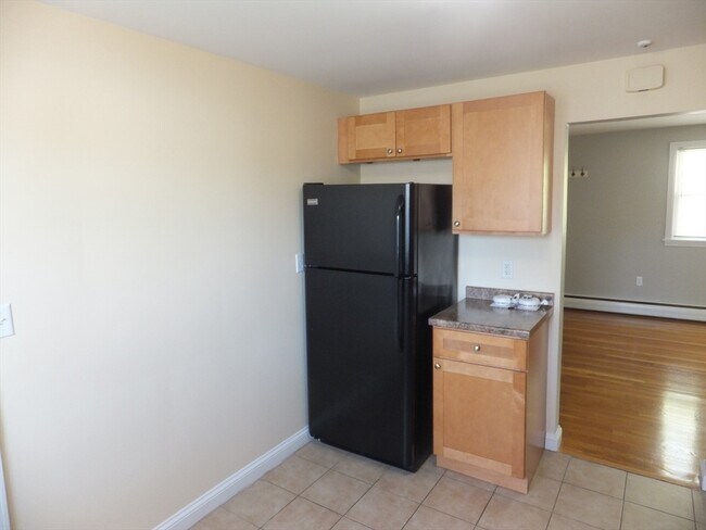 Building Photo - 115 Chubbuck St