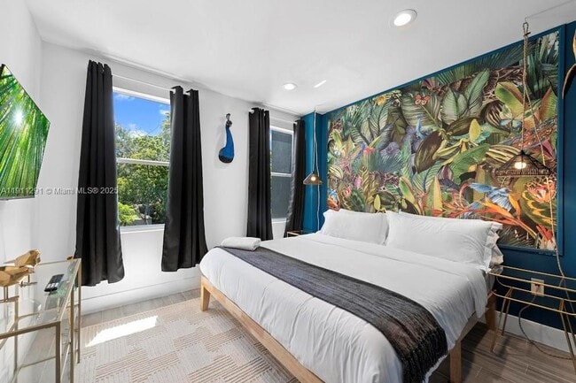 Building Photo - 5127 NW 5th Ave