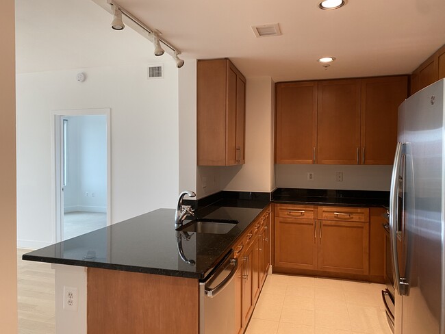 Unit 450 - 4101 Albemarle St NW