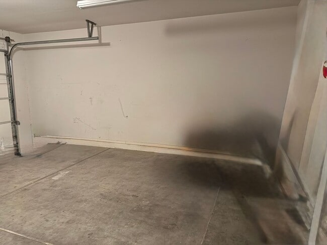 Building Photo - 2712 E Denim Trail