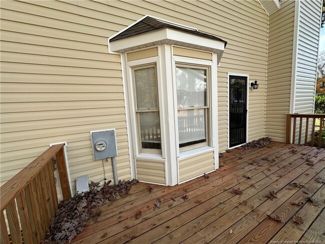 Building Photo - 2678 Rivercliff Rd