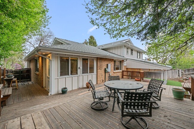 Building Photo - 8022 E Bucknell Pl