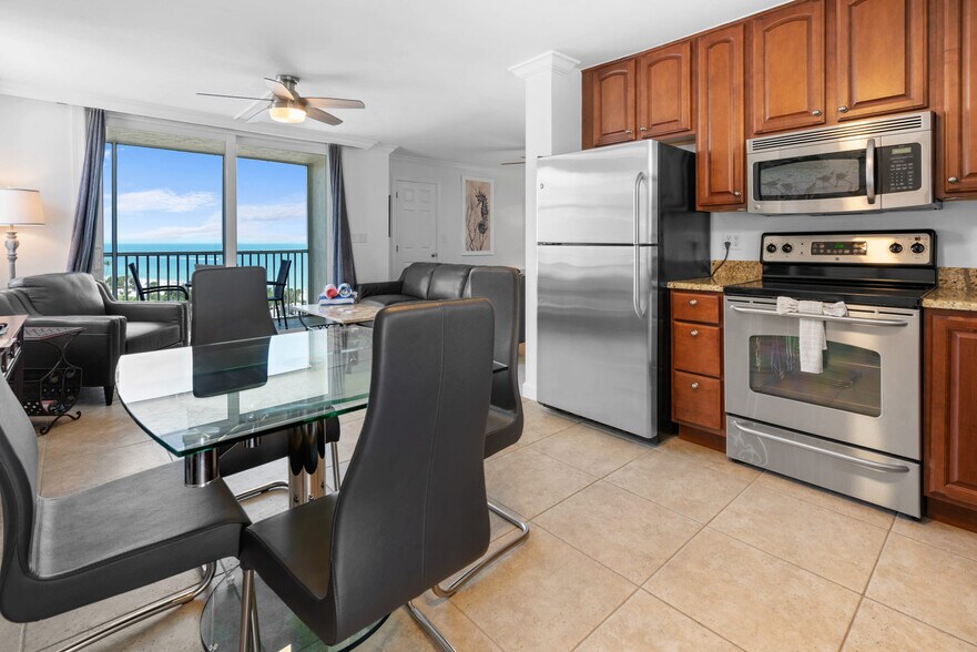 Building Photo - 5900 Bonita Beach Rd SW