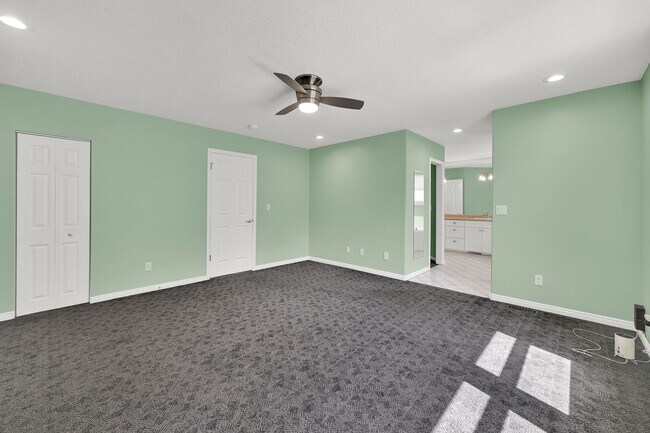 Building Photo - 5108 E Wolf Rdg Cir