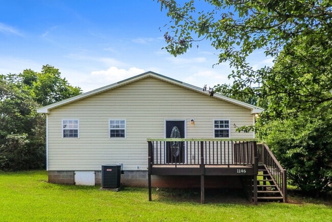 Building Photo - 1146 Little Vine Church Rd